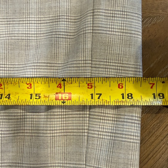 Ann Taylor Beige Plaid Pencil Skirt - Picture 7 of 9